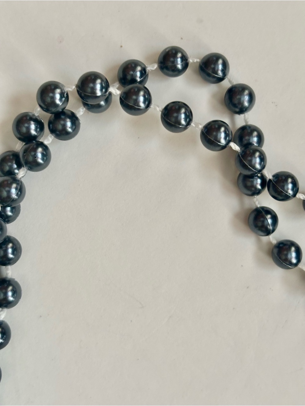 Vintage estate sale Classic Black Pearl Beaded Necklace -